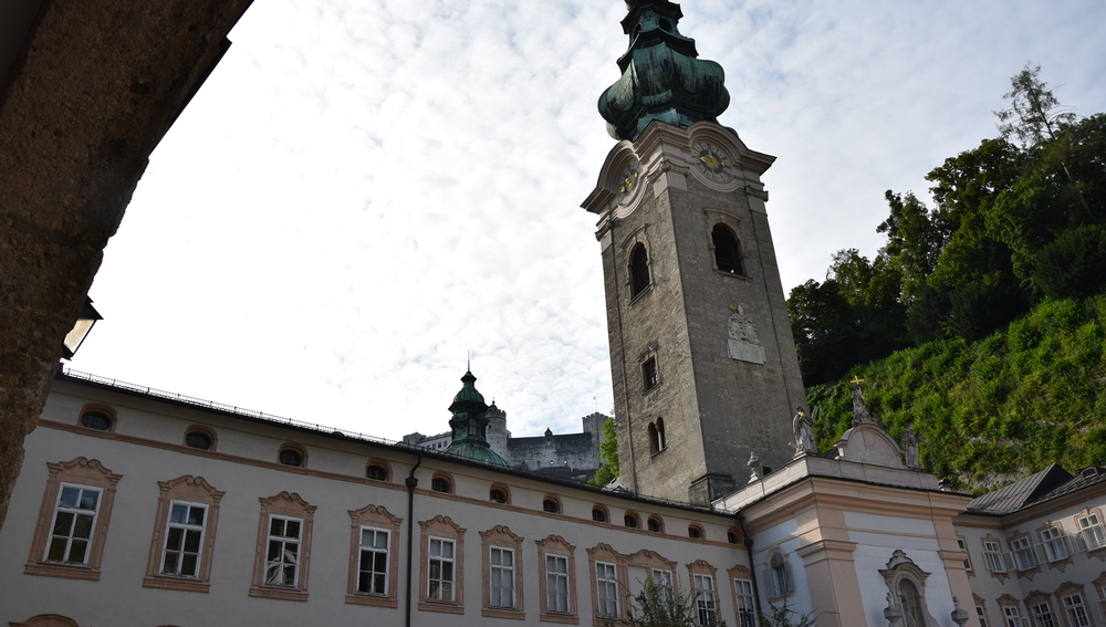Stift Sankt Peter, auch Erzabtei St. Peter, in Salzburg ist das älteste bestehende Kloster im deutschen Sprachraum